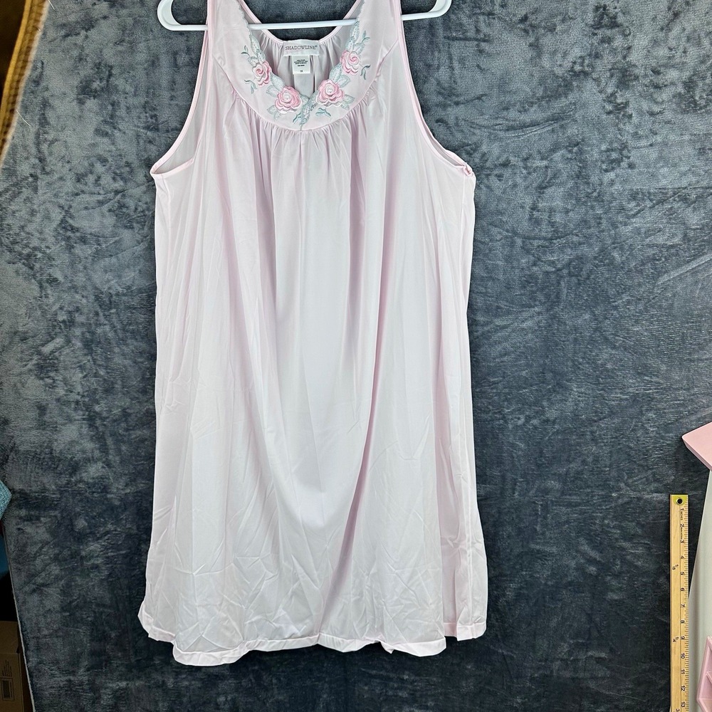 Shadowline Women's 1X Pink Nylon Knit Sleeveless Gown Embroidered Yoke